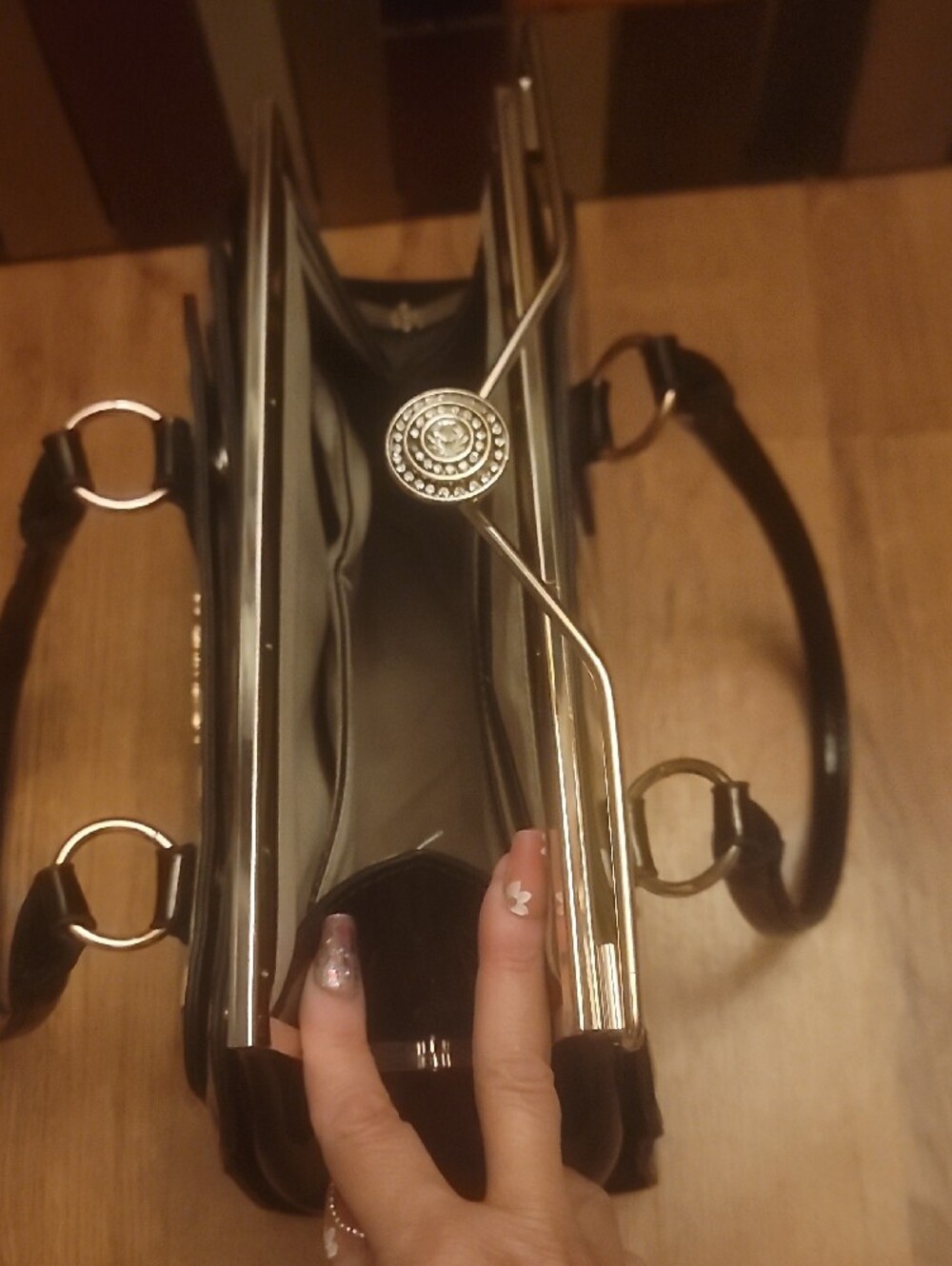 Checkered Handbag - Picture 4 of 8